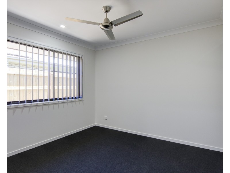 18 Steves Way, Coomera QLD 4209