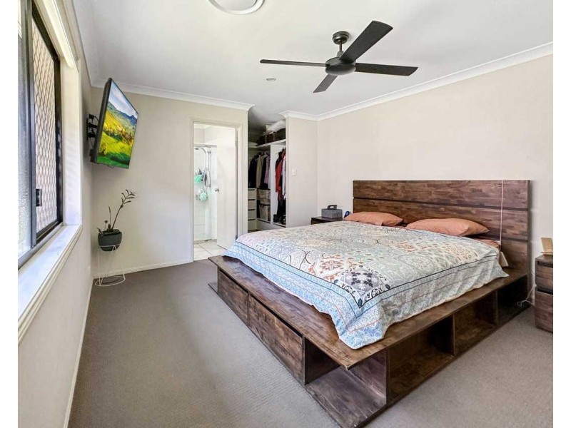 9 Edgeware Road, Pimpama QLD 4209