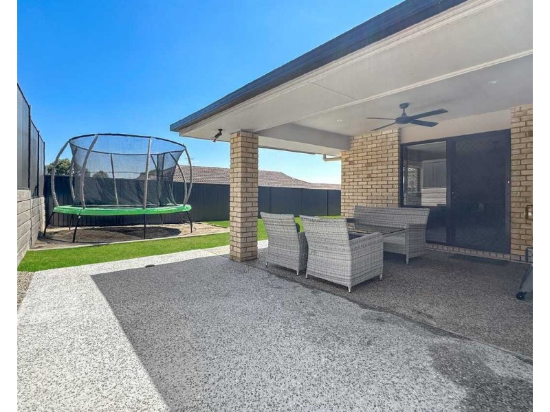 9 Edgeware Road, Pimpama QLD 4209