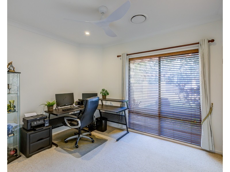75 Highvale Drive, Helensvale QLD 4212
