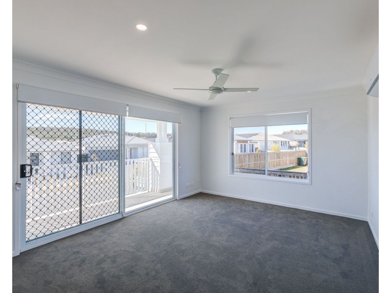 1/37 Snowdonia Crescent, Yarrabilba QLD 4207