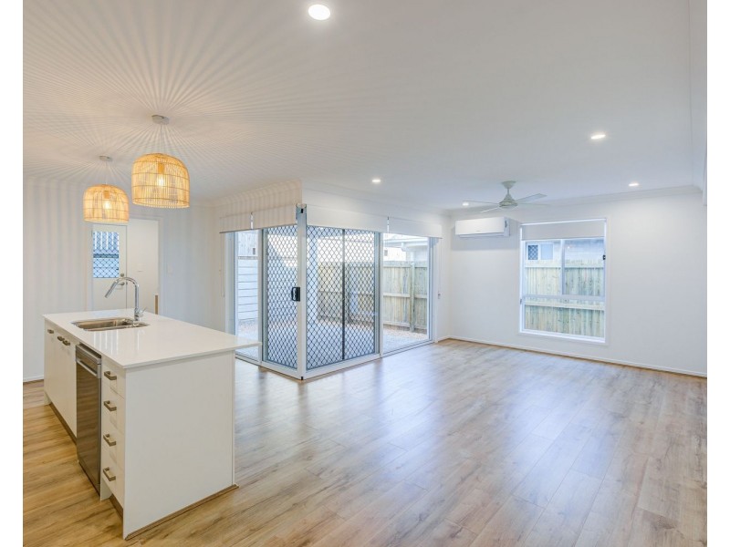 1/37 Snowdonia Crescent, Yarrabilba QLD 4207