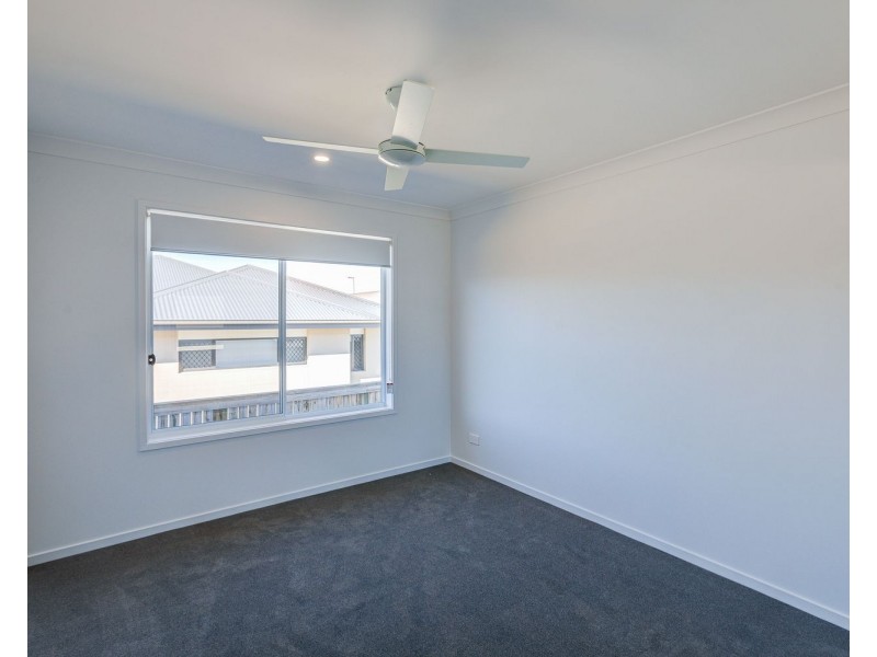 1/37 Snowdonia Crescent, Yarrabilba QLD 4207