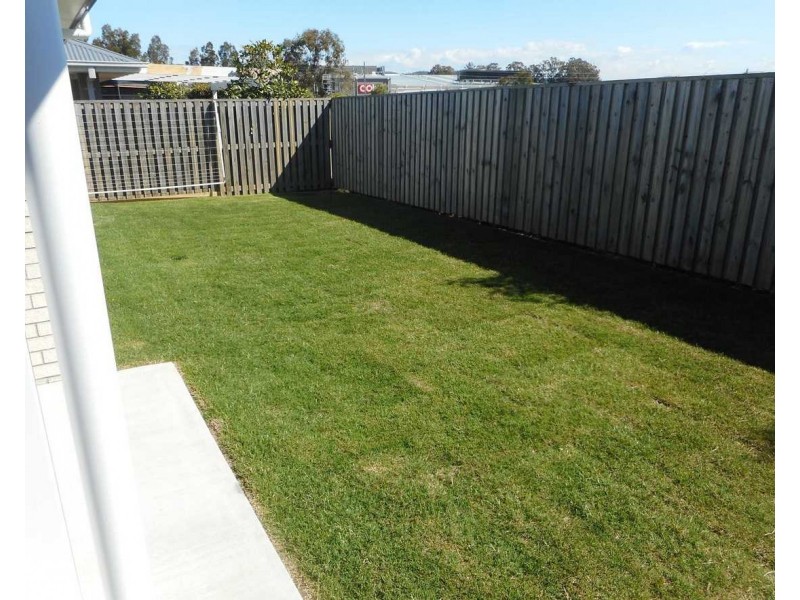 28 Great Sandy Circuit, Pimpama QLD 4209