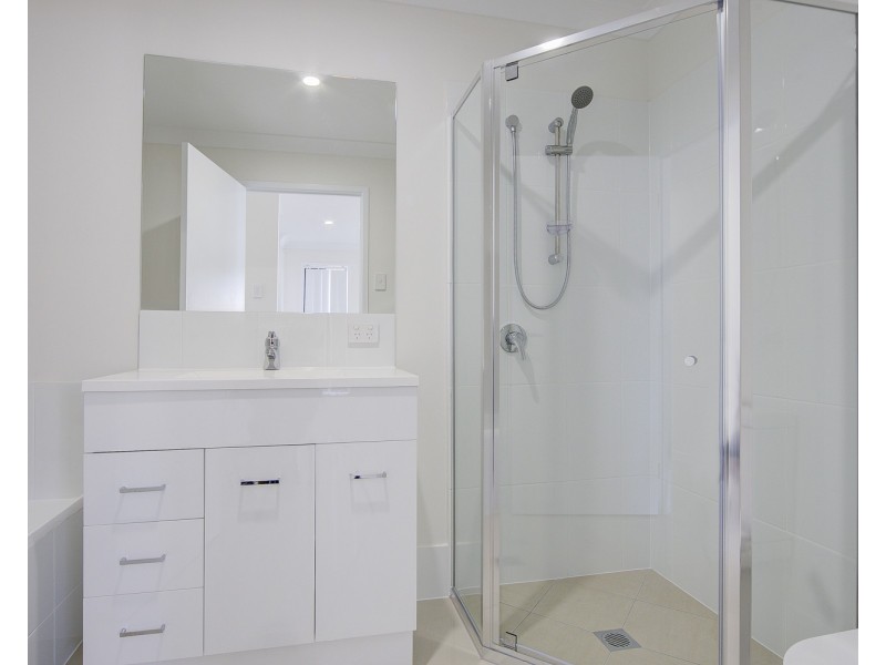 1/53 Pepper tree Drive, Holmview QLD 4207