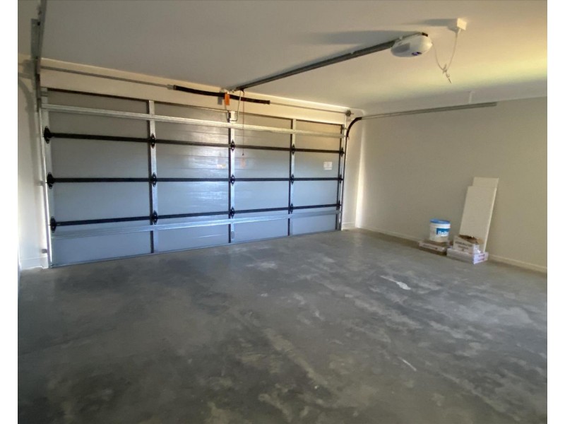 16 Edinburgh Crescent, Gleneagle QLD 4285