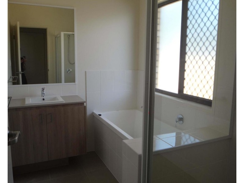 22 Hasemann Crescent, Upper Coomera QLD 4209