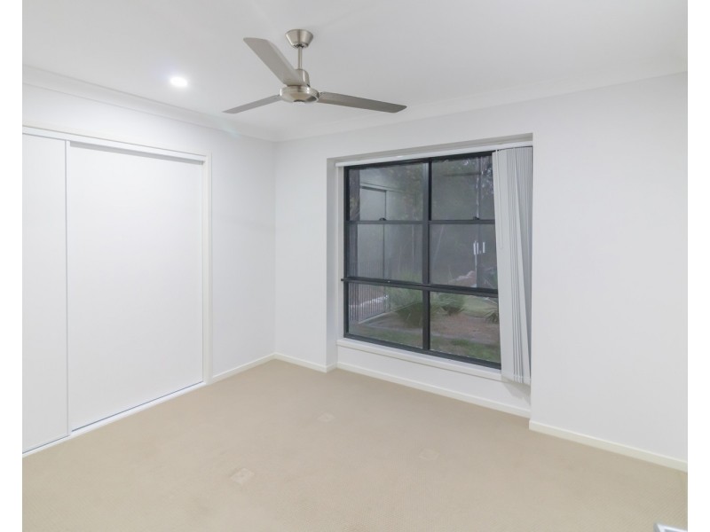 52 Banrock Street, Pimpama QLD 4209