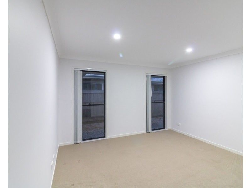 52 Banrock Street, Pimpama QLD 4209