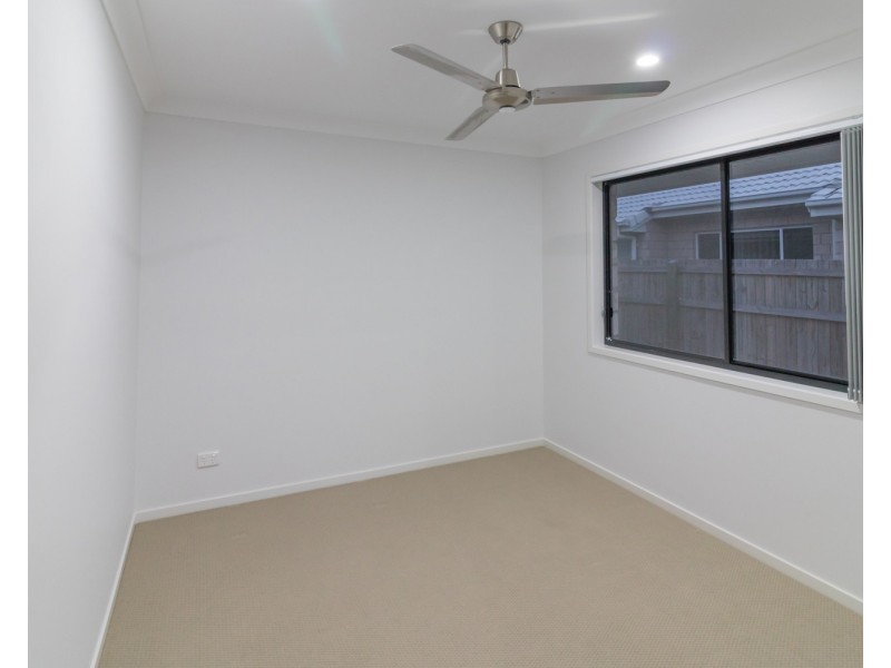 52 Banrock Street, Pimpama QLD 4209