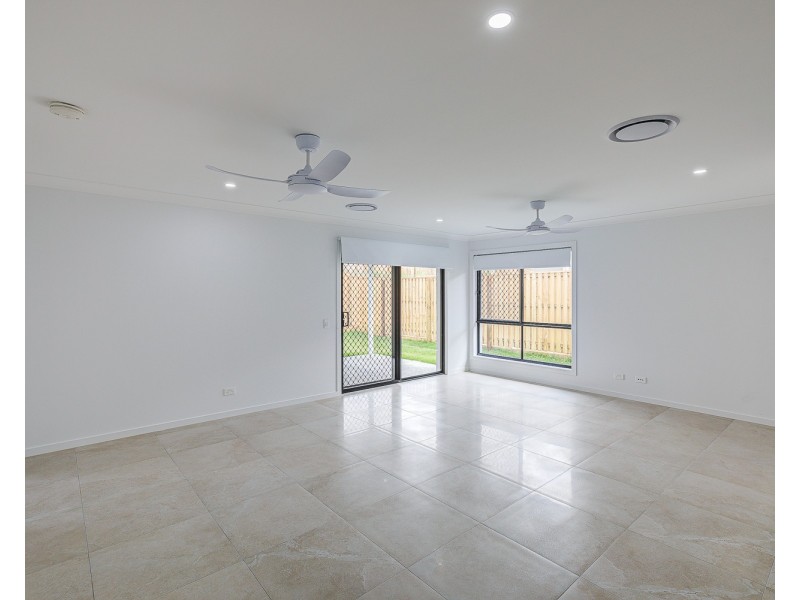 48 Outlook Boulevard, Gleneagle QLD 4285