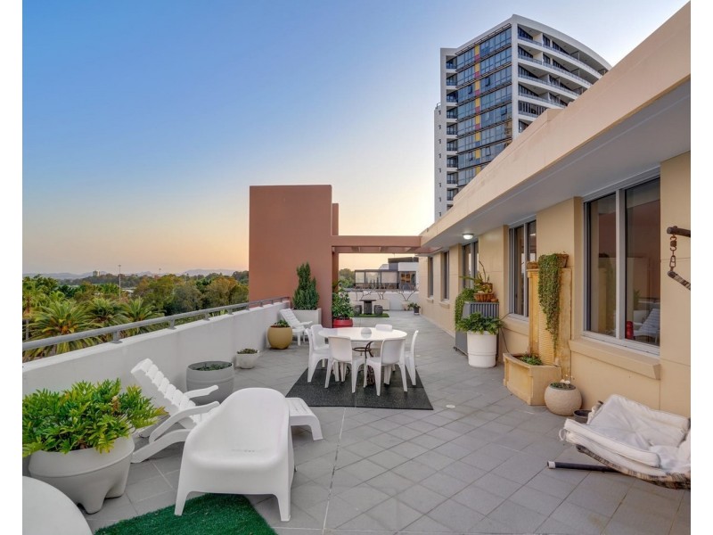 618/1 Aqua Street, Southport QLD 4215