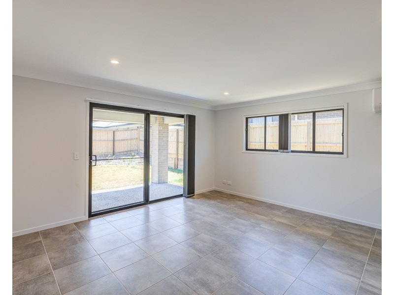 1 Wallace Way, Gleneagle QLD 4285