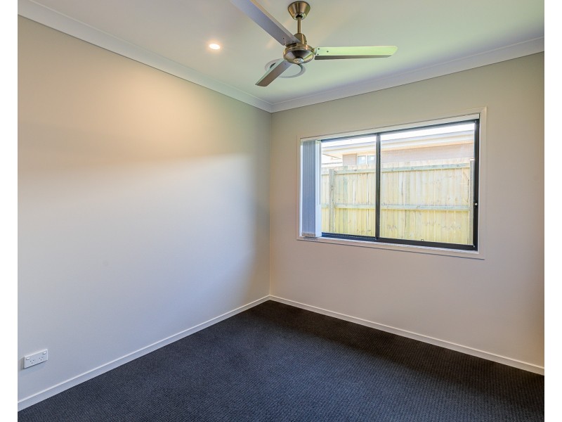 18 Edinburgh Crescent, Gleneagle QLD 4285