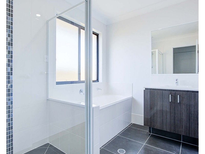 50 Colorado Drive, Bahrs Scrub QLD 4207
