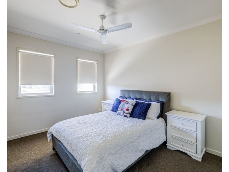 21 The Landings, Upper Coomera QLD 4209