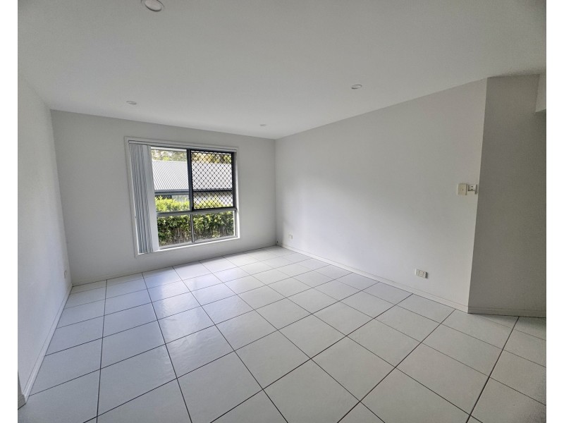 19 Saltwater Boulevard, Oxenford QLD 4210