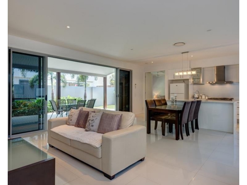 1/59 East Quay Drive, Biggera Waters QLD 4216