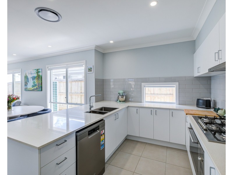 7 Diamantina Street, Holmview QLD 4207