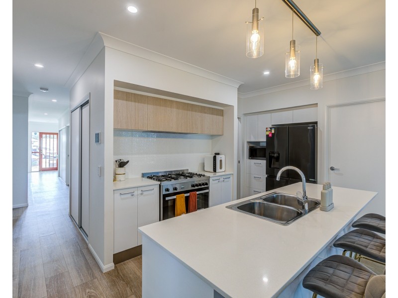 10 Bellarine Circuit, Coomera QLD 4209