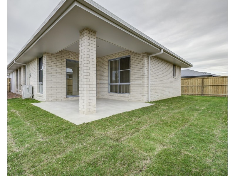 1 Roebuck Street, Coomera QLD 4209