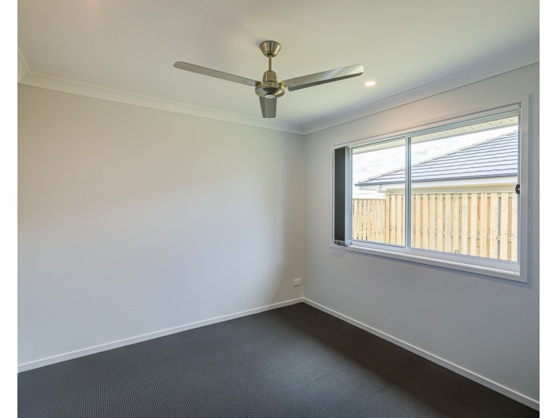 34 Edinburgh Crescent, Gleneagle QLD 4285