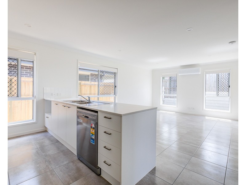 6 Northerly Street, Logan Reserve QLD 4133