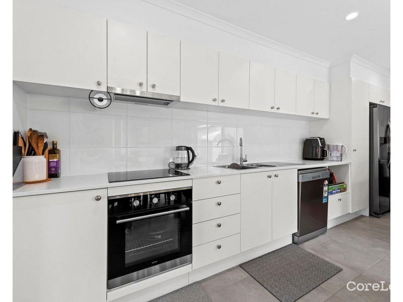 9B Sophora Road, Holmview QLD 4207