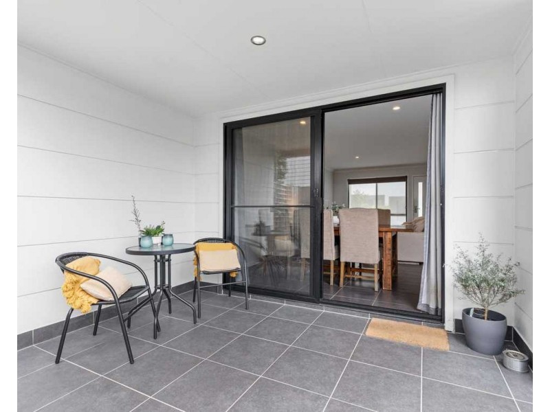 2/24 Careel Close, Helensvale QLD 4212