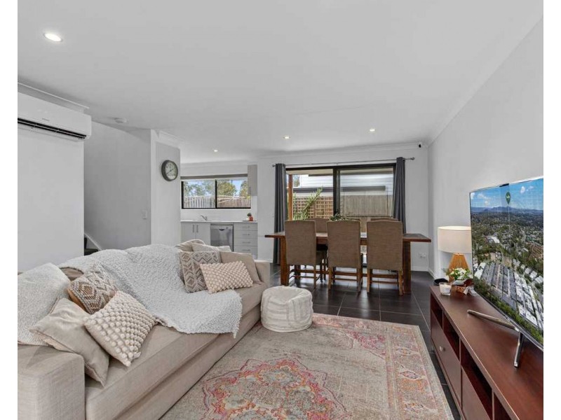 2/24 Careel Close, Helensvale QLD 4212