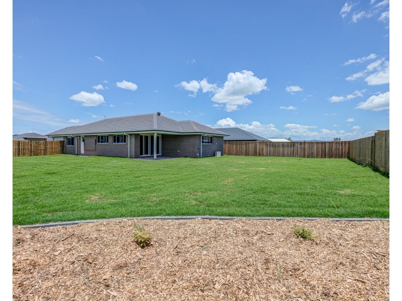 62 Outlook Boulevard, Gleneagle QLD 4285