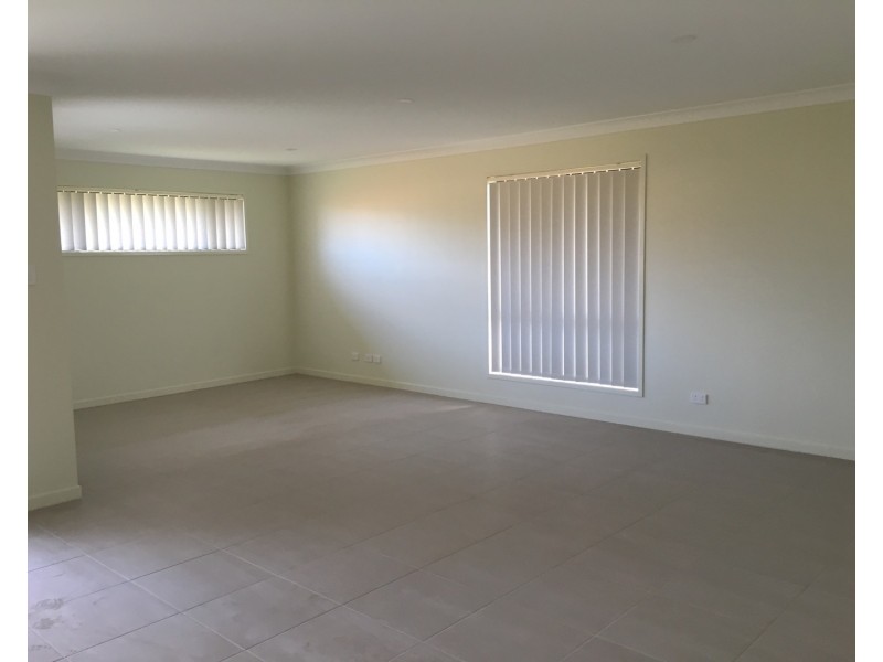 19 Jotown Drive, Coomera QLD 4209