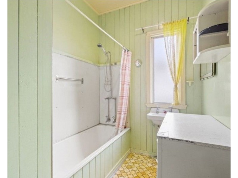 16 Muchow Street, Beenleigh QLD 4207