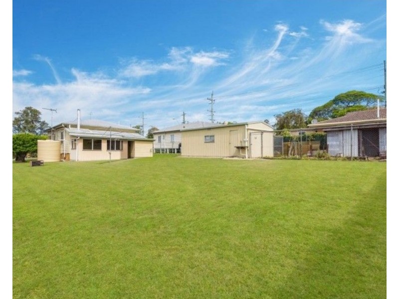 16 Muchow Street, Beenleigh QLD 4207