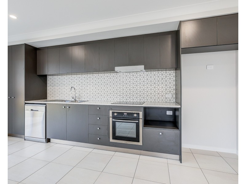 2/4 Wattle Court, Ormeau QLD 4208