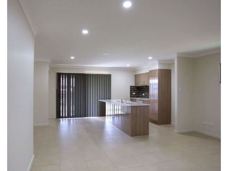 52 Dysart Drive, Holmview QLD 4207