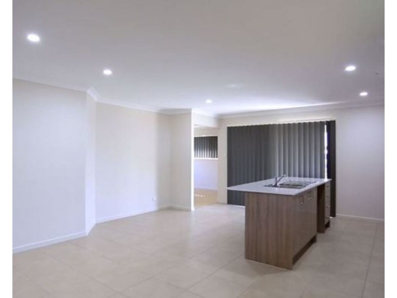 52 Dysart Drive, Holmview QLD 4207