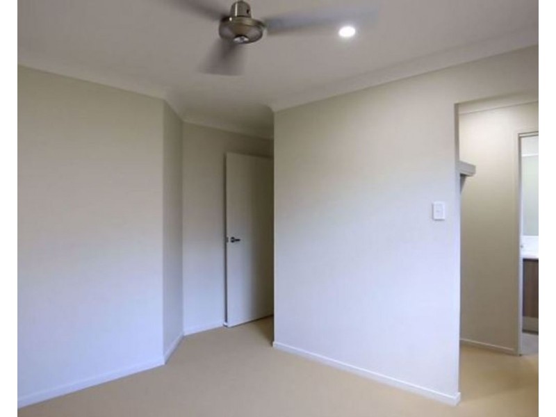 52 Dysart Drive, Holmview QLD 4207