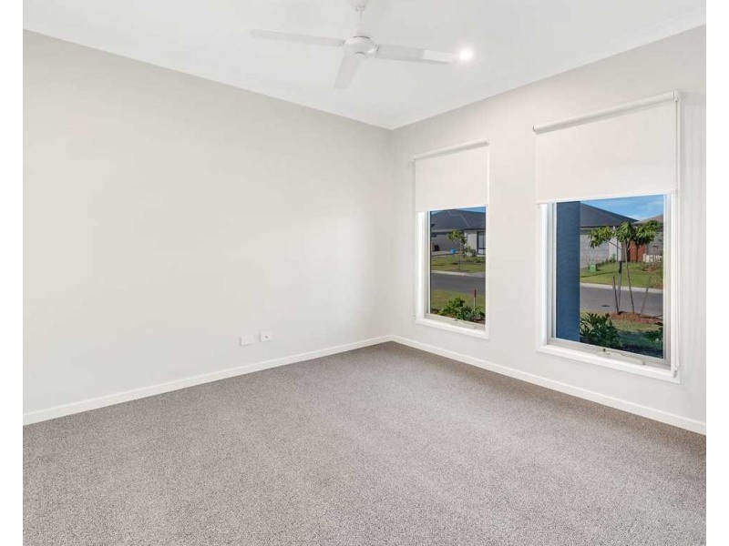 8 Conimbla Street, Pimpama QLD 4209