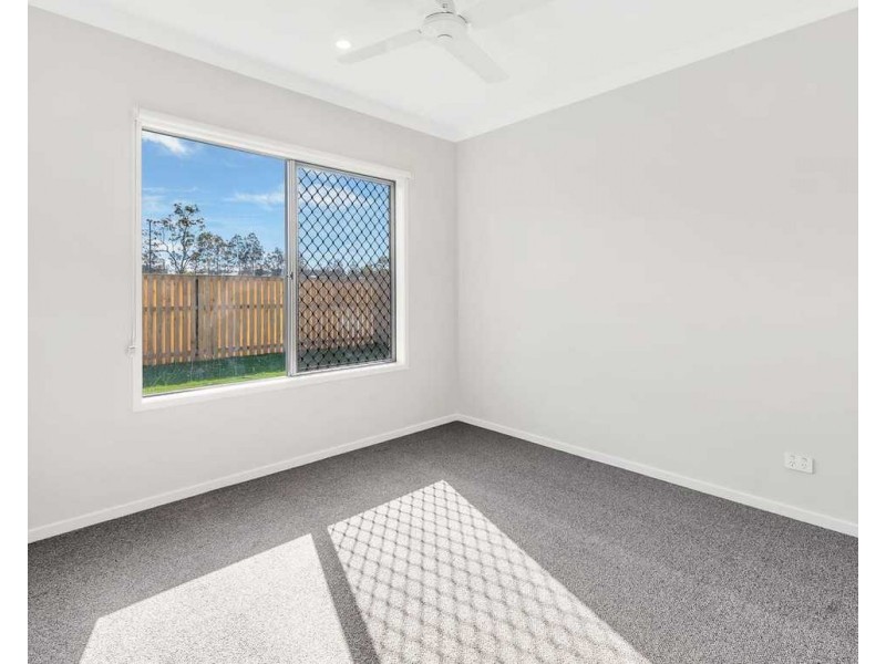 8 Conimbla Street, Pimpama QLD 4209