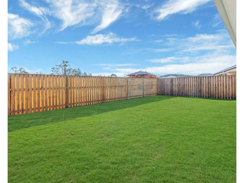 8 Conimbla Street, Pimpama QLD 4209