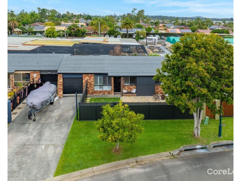 2/8 Crystal Reef Drive, Coombabah QLD 4216