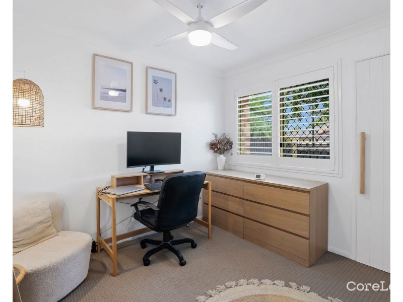 2/8 Crystal Reef Drive, Coombabah QLD 4216