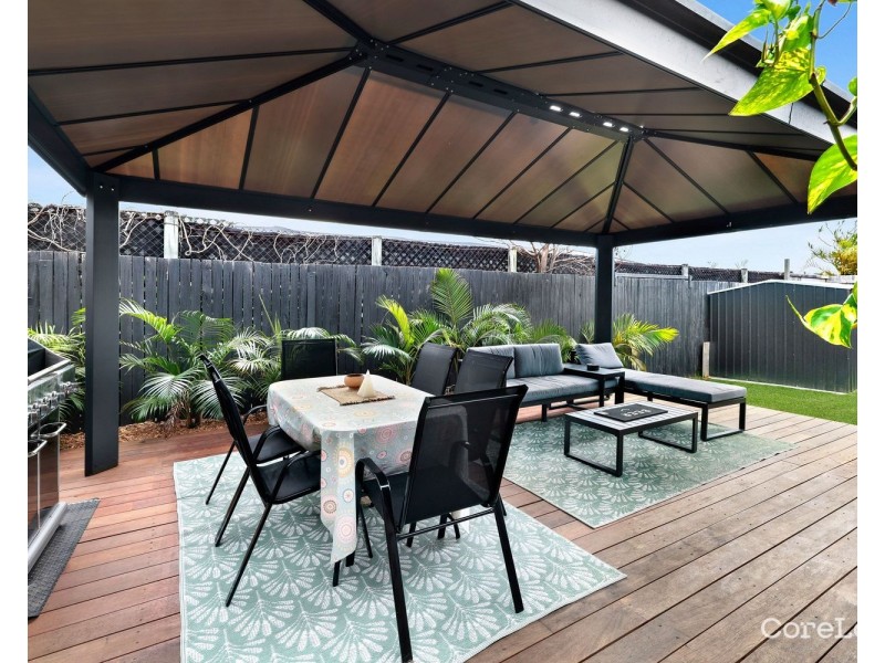 2/8 Crystal Reef Drive, Coombabah QLD 4216