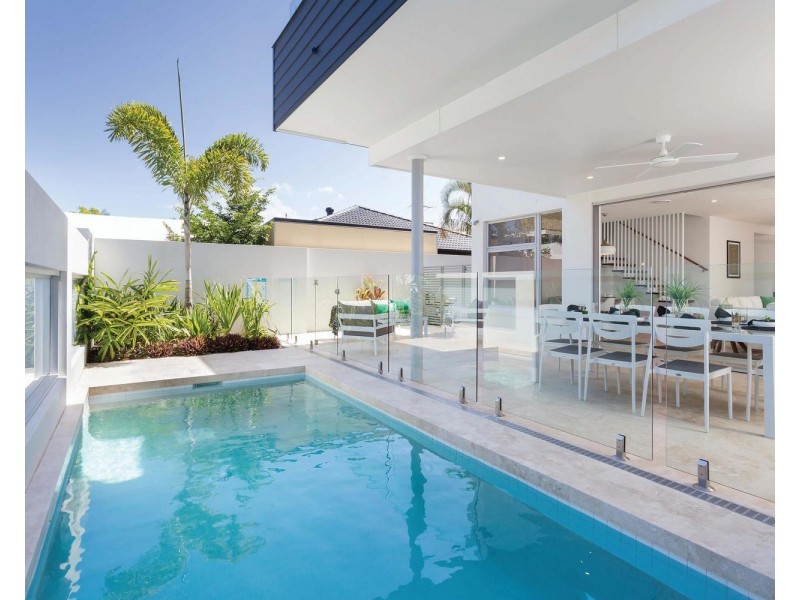 2/147 Racecourse Drive, Bundall QLD 4217