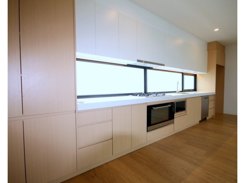 3/27 Burra Street, Chevron Island QLD 4217