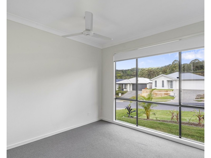 2/48 Herbst Drive, Bahrs Scrub QLD 4207