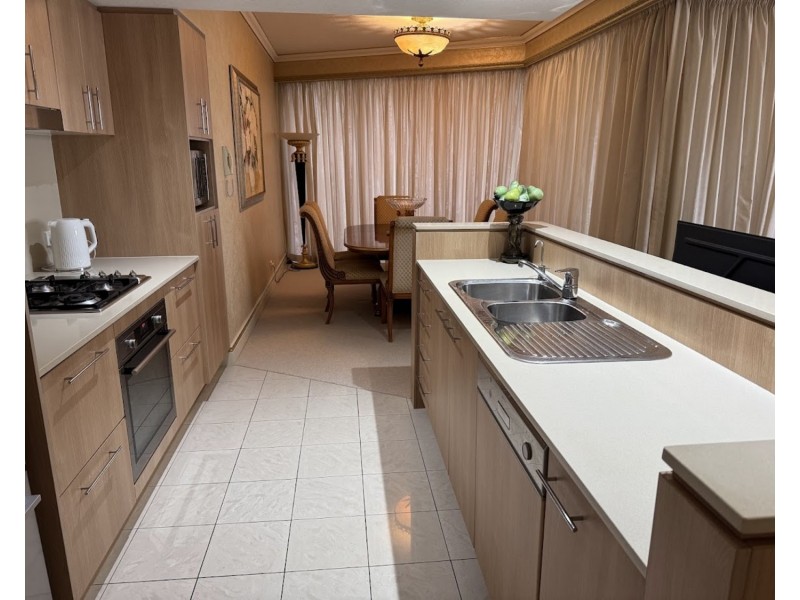 1201/50 Marine Parade, Southport QLD 4215