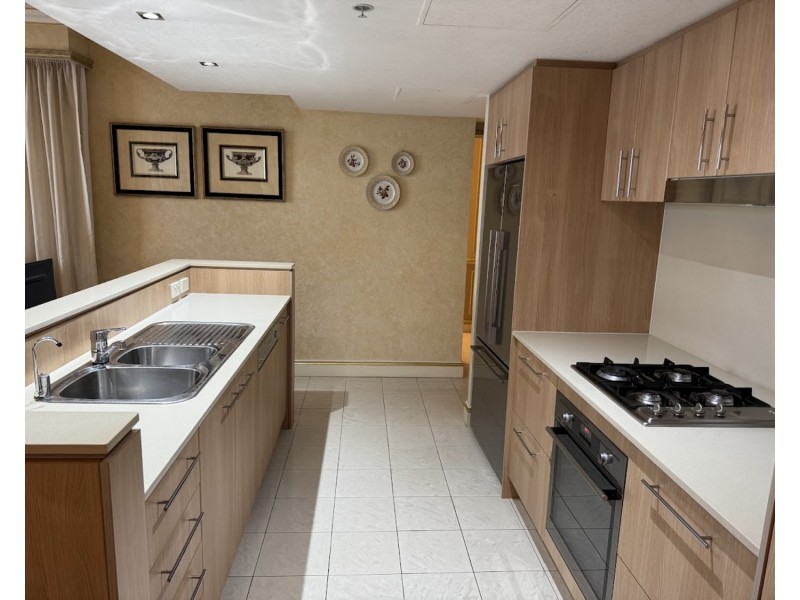 1201/50 Marine Parade, Southport QLD 4215