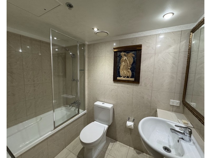 1201/50 Marine Parade, Southport QLD 4215